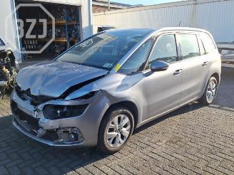 Vrakbiler auto Citroën Grand C4 SpaceTourer Grand C4 Spacetourer (3A), MPV, 2018 1.2 12V PureTech 130 2020