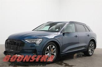 Vrakbiler auto Audi E-tron E-tron (GEN), SUV, 2018 55 quattro 2020/12