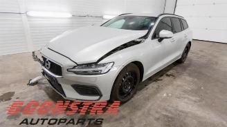 Vrakbiler auto Volvo V-60 V60 II (ZW), Combi, 2018 2.0 D4 16V 2019/1