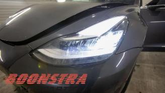 Tesla Model 3 Model 3, Sedan, 2017 EV AWD picture 9