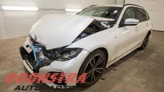 Uttjänta bilar auto BMW 3-serie 3 serie Touring (G21), Combi, 2019 320i 2.0 TwinPower Turbo 16V 2021/1