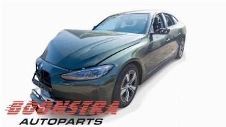 Vrakbiler auto BMW i4 i4 (G26), Sedan, 2021 eDrive40 84 kWh 2022/9