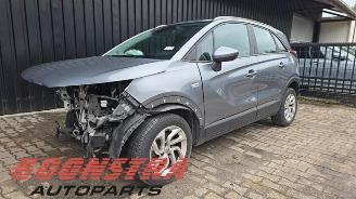 Vrakbiler auto Opel Crossland Crossland (X), SUV, 2017 1.2 Turbo 12V 2018/11