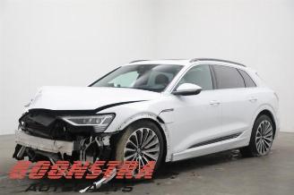Uttjänta bilar auto Audi E-tron E-tron (GEN), SUV, 2018 55 quattro 2018/11