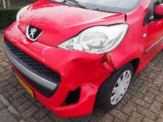 Peugeot 107 1.0-12V XS picture 9