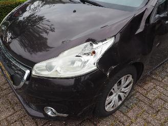 Peugeot 208 1.2 Vti active picture 10