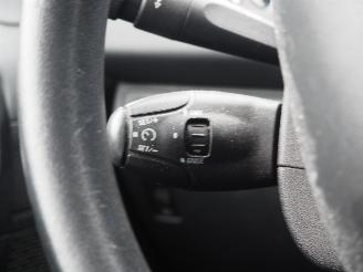 Peugeot 208 1.2 Vti active picture 16