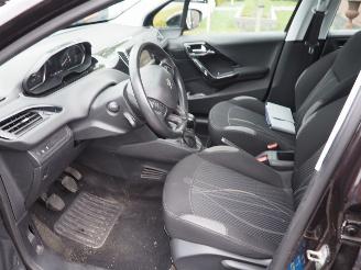 Peugeot 208 1.2 Vti active picture 22