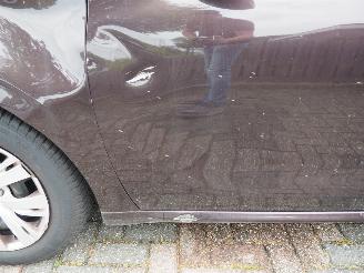 Peugeot 208 1.2 Vti active picture 8