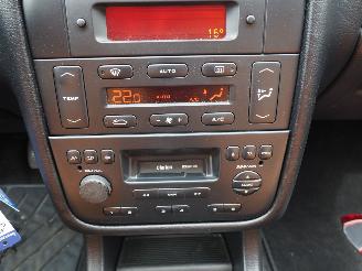 Peugeot 406 COUPE picture 15