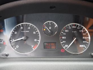 Peugeot 406 COUPE picture 21