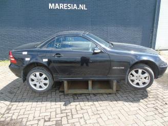 Mercedes SLK SLK (R170), Cabrio, 1996 / 2004 2.3 230 K 16V picture 6