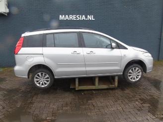 Mazda 5 5 (CR19), MPV, 2004 / 2010 2.0 CiDT 16V High Power picture 1