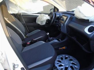 Toyota Aygo Aygo (B40), Hatchback, 2014 1.0 12V VVT-i picture 2