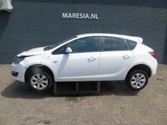 Auto da rottamare Opel Astra Astra J (PC6/PD6/PE6/PF6), Hatchback 5-drs, 2009 / 2015 1.4 16V ecoFLEX 2014/11
