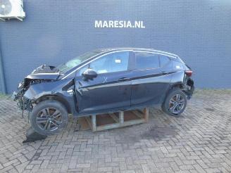 Vrakbiler auto Opel Astra Astra K, Hatchback 5-drs, 2015 / 2022 1.4 Turbo 16V 2019/10