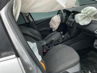 Ford Focus  picture 6