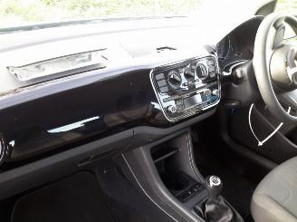 Volkswagen Up! Up! (121) picture 6