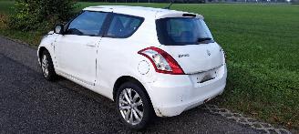 Suzuki Swift 1.2 16v picture 3
