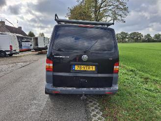 Volkswagen Transporter T5 TDI picture 4