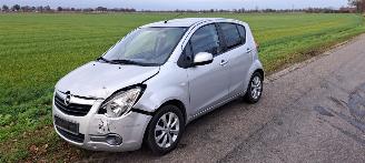 krockskadad bil auto Opel Agila  2014/6