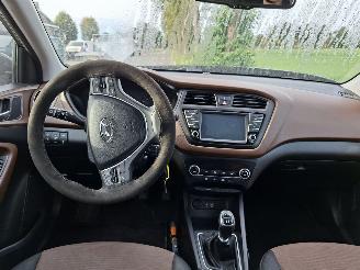 Hyundai I-20 1.0 turbo GDI picture 7