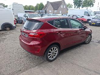 Ford Fiesta  picture 4