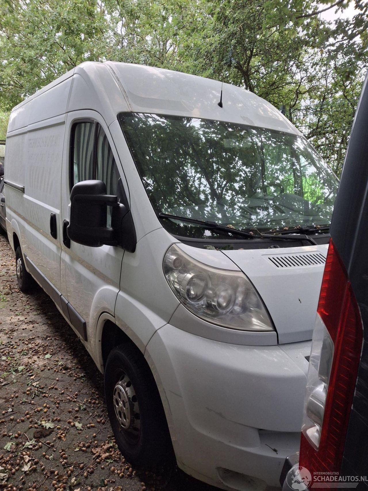 Citroën Jumper 30 L2H2 2.2HDI 120