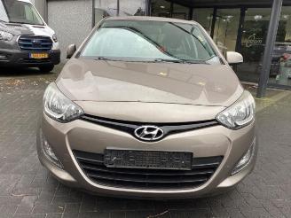 Hyundai I-20 i20, Hatchback, 2008 / 2015 1.2i 16V picture 2