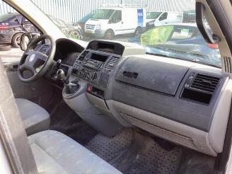 Volkswagen Transporter Transporter T5, Van, 2003 / 2015 1.9 TDi picture 9