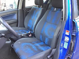 Opel Agila 1.0 12V picture 13