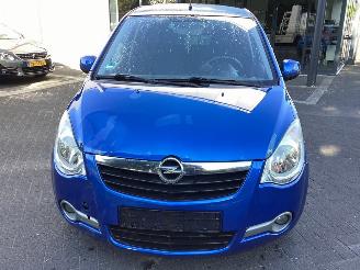 Opel Agila 1.0 12V picture 2