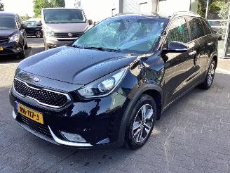 Vrakbiler auto Kia Niro 1.6 Hybrid 2017/12