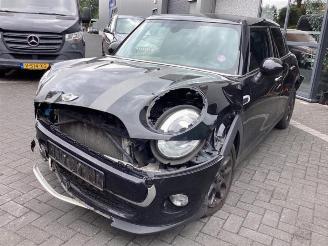 Uttjänta bilar auto Mini Mini Mini (F55), Hatchback 5-drs, 2013 1.5 12V One 2018/5