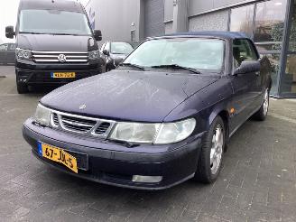 Uttjänta bilar auto Saab 9-3 2.0 Cabrio 2000/3