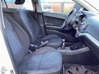 Kia Picanto Picanto (TA), Hatchback, 2011 / 2017 1.2 16V picture 10