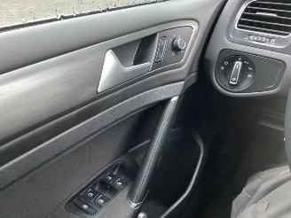 Volkswagen Golf 1.0 TSi picture 14