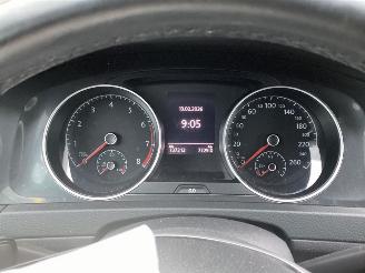 Volkswagen Golf 1.0 TSi picture 11