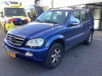 Salvage car Mercedes M-klasse 500 V 2002/3
