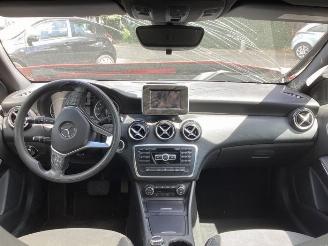 Mercedes A-klasse A (W176), Hatchback, 2012 / 2018 1.6 A-180 16V picture 9