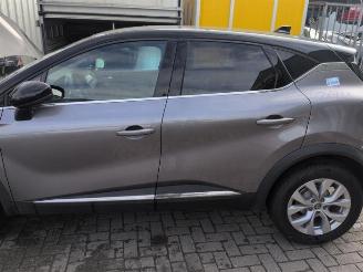 Vrakbiler auto Renault Captur Captur II (RJB), SUV, 2020 1.0 TCe 90 12V 2021/5