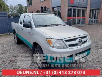 Uttjänta bilar auto Toyota Hilux Hilux IV, Pick-up, 2005 / 2016 2.5 D4-D 16V 4x4 2006/3