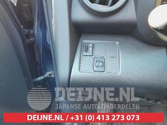 Toyota Rav-4 RAV4 (A3), Terreinwagen, 2005 / 2012 2.0 16V VVT-i 4x4 picture 17