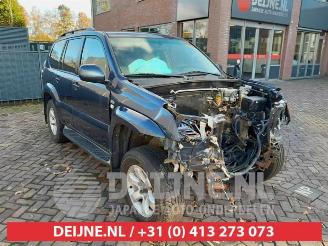 Vrakbiler auto Toyota Landcruiser Land Cruiser (J12), Terreinwagen, 2002 / 2010 3.0 D-4D 16V 2004/9