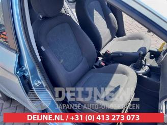 Hyundai I-20 i20, Hatchback, 2008 / 2015 1.2i 16V picture 17