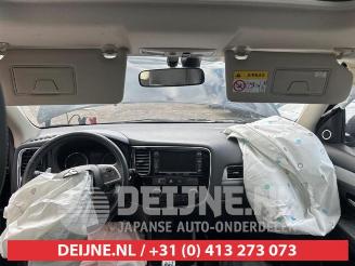 Mitsubishi Outlander Outlander (GF/GG), SUV, 2012 / 2022 2.0 16V PHEV 4x4 picture 27