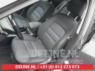 Mazda 2 6 Sport (GG14), Hatchback, 2002 / 2007 2.0i 16V S-VT picture 17