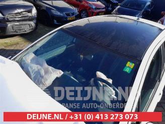 Toyota Yaris Yaris III (P13), Hatchback, 2010 / 2020 1.5 16V Hybrid picture 9