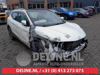 Vrakbiler auto Nissan Qashqai Qashqai (J11), SUV, 2013 1.6 dCi 2015/4