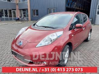 Nissan Leaf Leaf (ZE0), Hatchback, 2010 / 2017 Leaf picture 3